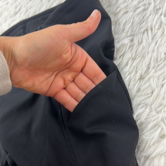 Lululemon Speed Up Crop (21") Black - Picture 4 of 6